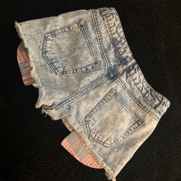 Blue Acid Wash High Waisted USA Flag Denim Shorts - Picture 8 of 10